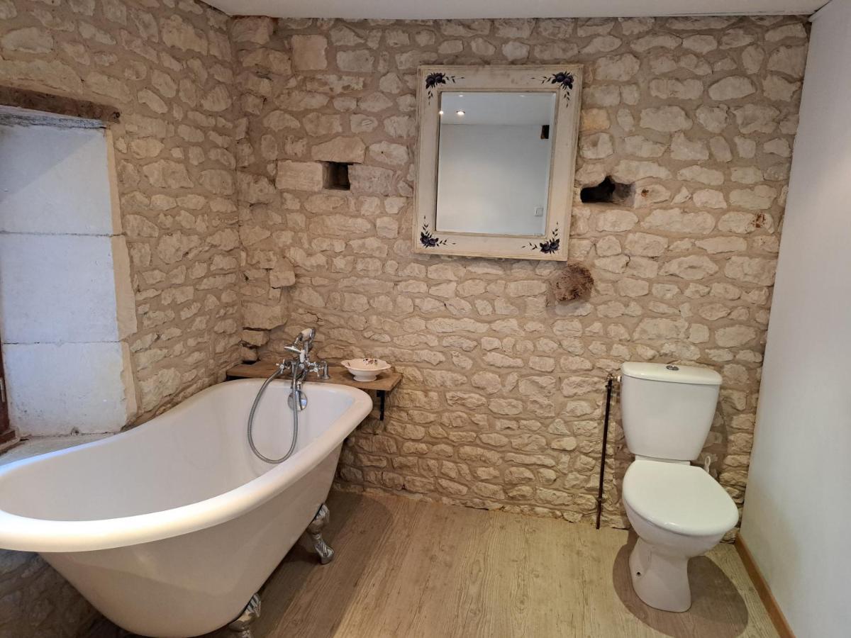 Le Moulin Etourneau - 3 Gites Avec 2 Piscines Champagnac  Экстерьер фото